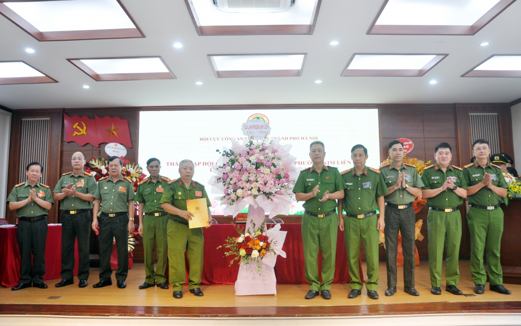 Hà Nội: Thành lập Hội Cựu CAND phường Kim Liên, nhiệm kỳ 2026 - 2031 Hà Nội: Thành lập Hội Cựu CAND phường Kim Liên, nhiệm kỳ 2026 2031