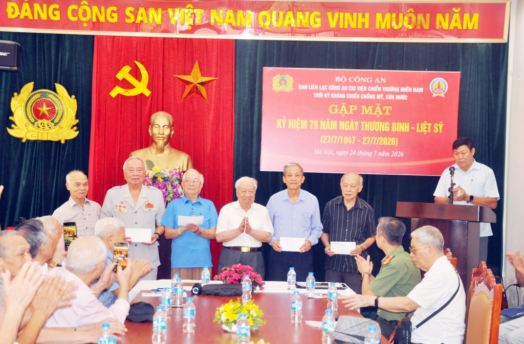Tri ân những cống hiến, hy sinh của lực lượng Công an chi viện chiến trường miền Nam