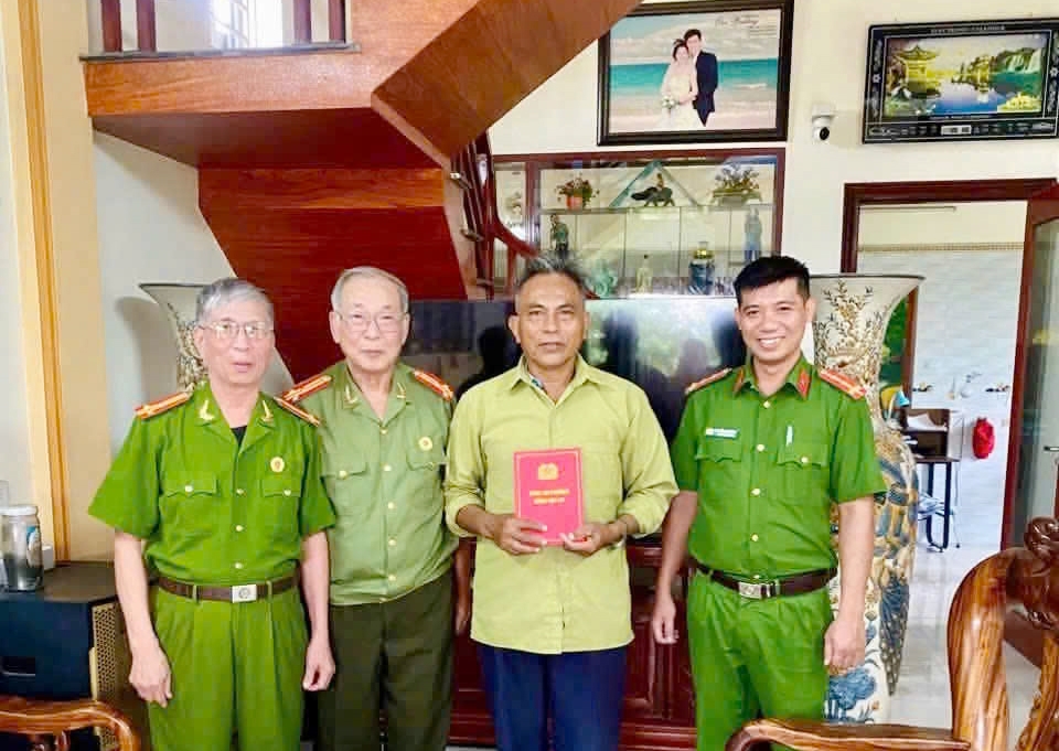 Ninh Bình: Hội Cựu CAND các xã, phường tổ chức nhiều hoạt động tri ân nhân kỷ niệm 79 năm Ngày Thương binh - Liệt sĩ