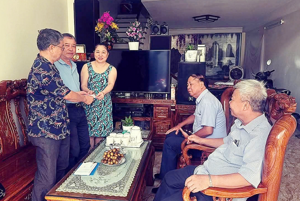 Ninh Bình: Hội Cựu CAND các xã, phường tổ chức nhiều hoạt động tri ân nhân kỷ niệm 79 năm Ngày Thương binh - Liệt sĩ