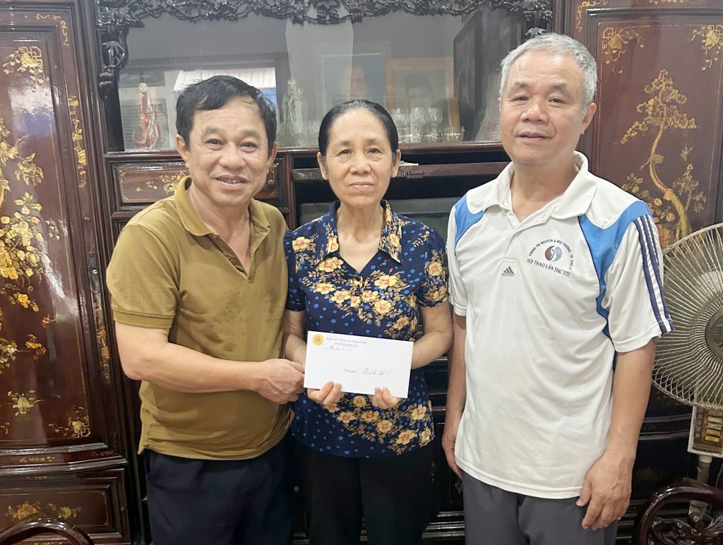 Ninh Bình: Hội Cựu CAND các xã, phường tổ chức nhiều hoạt động tri ân nhân kỷ niệm 79 năm Ngày Thương binh - Liệt sĩ