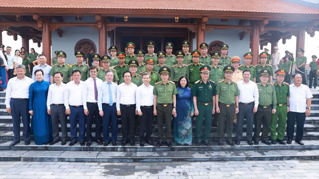 Khánh thành Khu lưu niệm Anh hùng liệt sĩ Công an nhân dân Bùi Thị Cúc