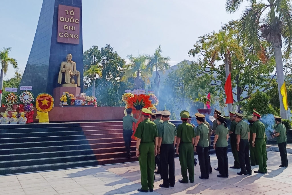 Hội Cựu CAND tỉnh Khánh Hòa tổ chức nhiều hoạt động ý nghĩa Ngày Thương binh - Liệt sĩ