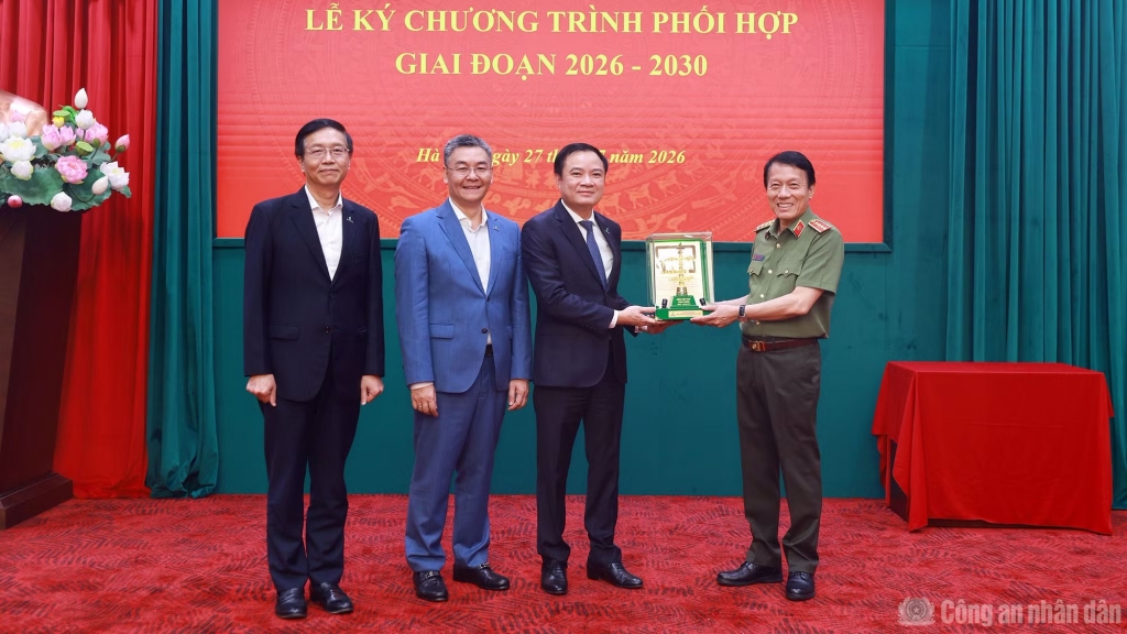 Bộ Công an và Petrovietnam phối hợp bảo đảm an ninh năng lượng quốc gia