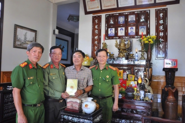 Gia Lai: Tuyên dương Cựu Chiến binh và Cựu CAND là thương binh, con liệt sĩ tiêu biểu