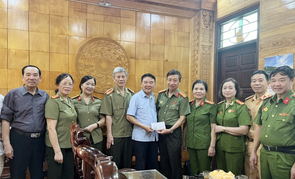Hà Nội: Hội Cựu CAND phường Phú Diễn tổ chức chuỗi hoạt động tri ân Ngày Thương binh - Liệt sĩ