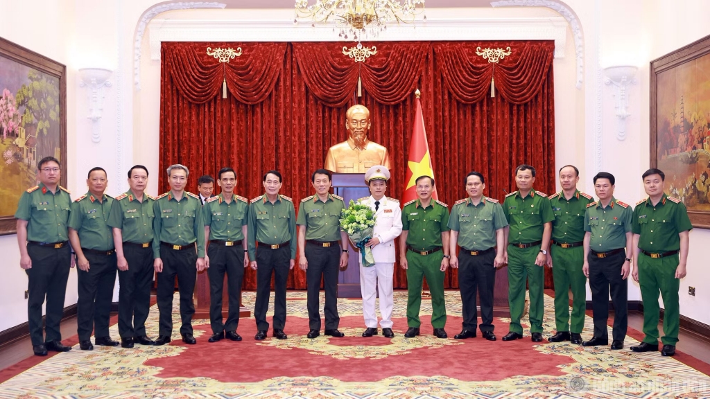 Trao quyết định thăng cấp bậc hàm Thượng tướng đối với Thứ trưởng Đặng Hồng Đức