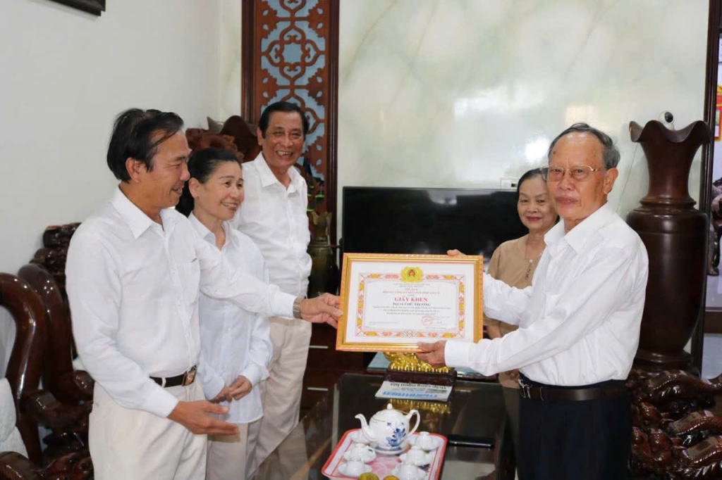 Gia Lai: Hội Cựu CAND và Hội Cựu Chiến binh tỉnh tuyên dương 177 thương binh, bệnh binh và con liệt sĩ tiêu biểu