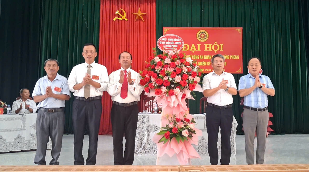 Ninh Bình: Thành lập Hội Cựu CAND xã Hồng Phong, nhiệm kỳ 2026 - 2030 Ninh Bình: Thành lập Hội Cựu CAND xã Hồng Phong, nhiệm kỳ 2026 - 2030