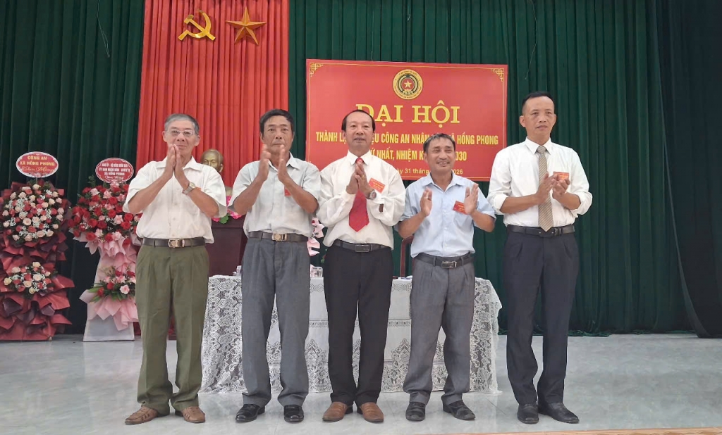 Ninh Bình: Thành lập Hội Cựu CAND xã Hồng Phong, nhiệm kỳ 2026 - 2030 Ninh Bình: Thành lập Hội Cựu CAND xã Hồng Phong, nhiệm kỳ 2026 - 2030
