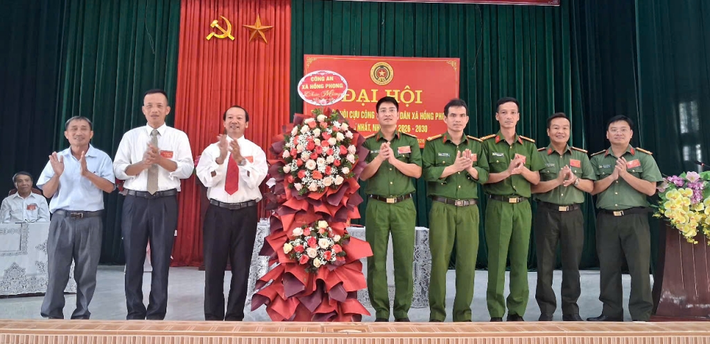 Ninh Bình: Thành lập Hội Cựu CAND xã Hồng Phong, nhiệm kỳ 2026 - 2030 Ninh Bình: Thành lập Hội Cựu CAND xã Hồng Phong, nhiệm kỳ 2026 - 2030