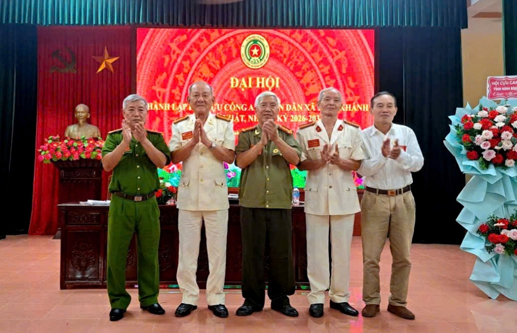 Ninh Bình: Thành lập Hội Cựu CAND xã Hiển Khánh, nhiệm kỳ 2026 - 2031 Ninh Bình: Thành lập Hội Cựu CAND xã Hiển Khánh, nhiệm kỳ 2026 - 2031