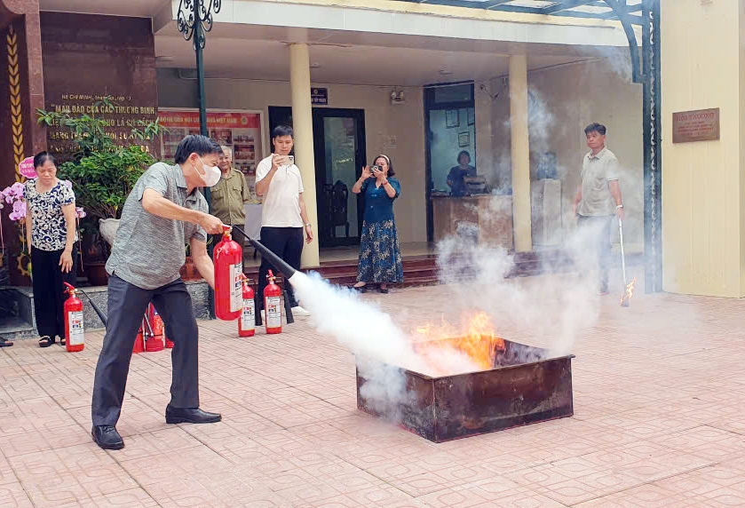 Hội Cựu CAND Việt Nam tổ chức tập huấn, thực tập phương án phòng cháy, chữa cháy