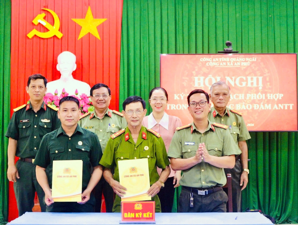 Quảng Ngãi: Phát huy vai trò của lực lượng Cựu CAND và Cựu Chiến binh trong bảo vệ an ninh cơ sở Quảng Ngãi: Phát huy vai trò của lực lượng Cựu CAND và Cựu Chiến binh trong bảo vệ an ninh cơ sở