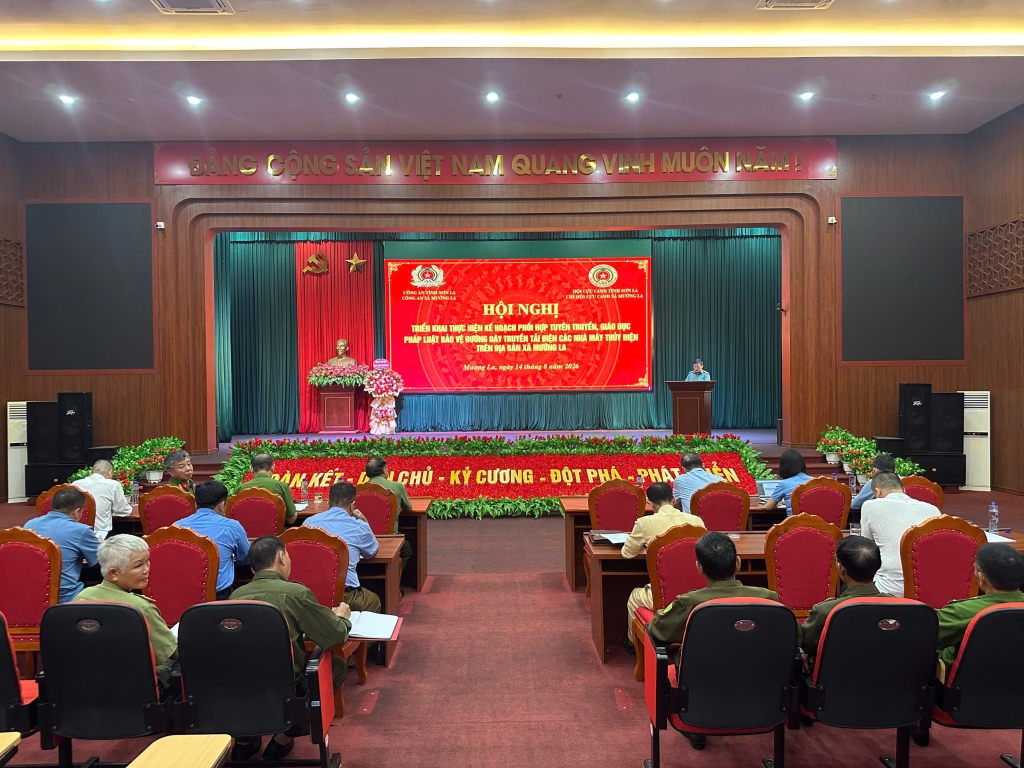 Sơn La: Mường La triển khai kế hoạch phối hợp tuyên truyền bảo vệ đường dây truyền tải điện
