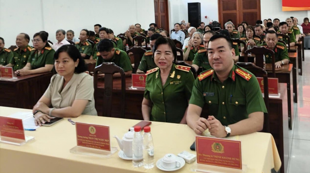 Hội Cựu CAND phường Chợ Quán, TP.HCM họp mặt kỷ niệm Ngày truyền thống lực lượng CAND và Quốc khánh 2/9