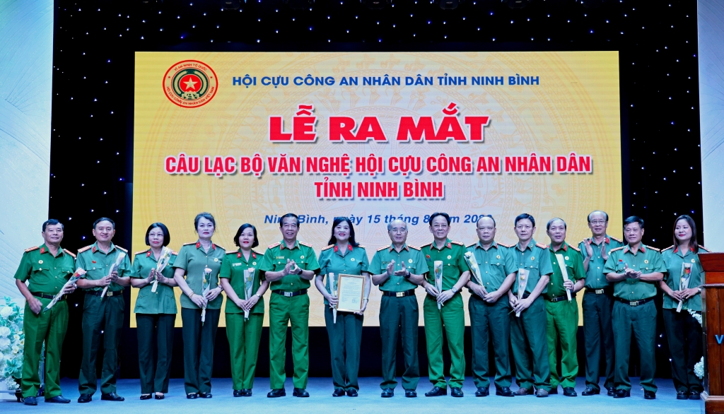 Ra mắt Câu lạc bộ Văn nghệ Hội Cựu CAND tỉnh Ninh Bình