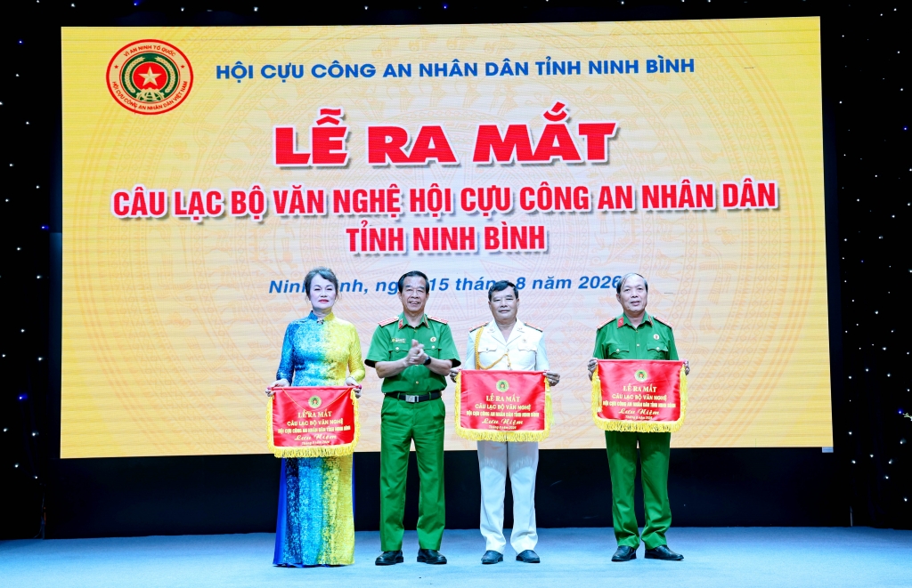Ra mắt Câu lạc bộ Văn nghệ Hội Cựu CAND tỉnh Ninh Bình