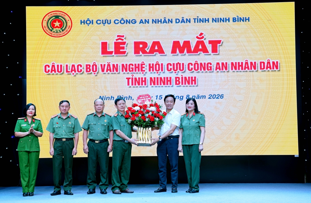 Ra mắt Câu lạc bộ Văn nghệ Hội Cựu CAND tỉnh Ninh Bình