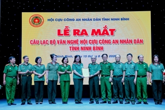 Ra mắt Câu lạc bộ Văn nghệ Hội Cựu CAND tỉnh Ninh Bình