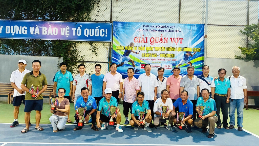 Khánh Hòa: Sôi nổi Giải quần vợt Chào mừng 81 năm Ngày truyền thống lực lượng CAND