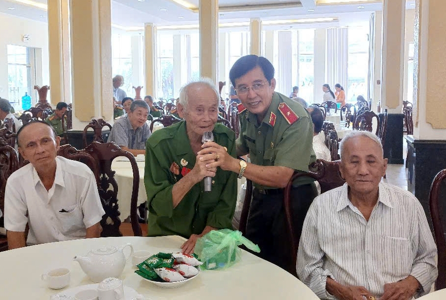 Họp mặt Ban An ninh tỉnh Kiến Phong   Sa Đéc: Đơn vị Anh hùng lực lượng vũ trang nhân dân