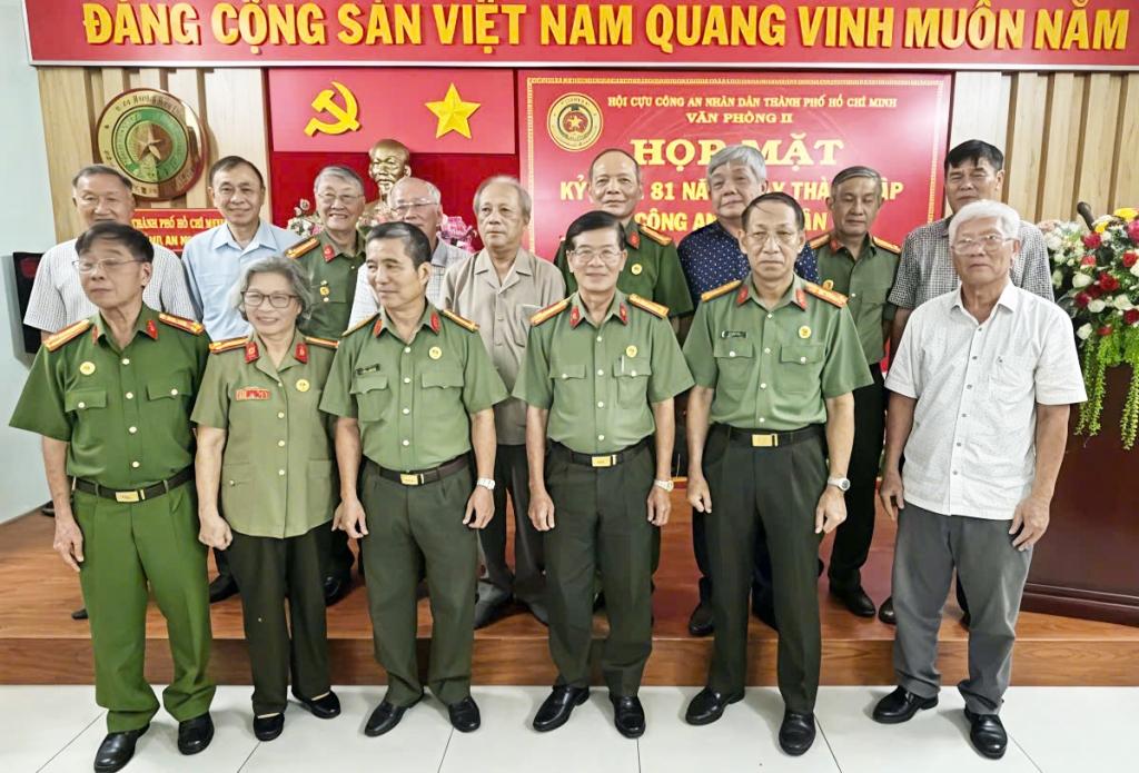 Hội Cựu CAND TP.HCM tổ chức trọng thể Lễ kỷ niệm 81 năm Ngày truyền thống Lực lượng CAND Việt Nam