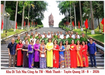 Hội Cựu CAND phường Phú Diễn (Hà Nội) dâng hương báo công tại Tân Trào và ATK Định Hóa