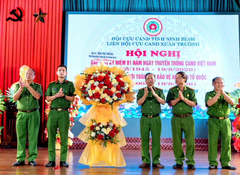Ninh Bình: Nhiều Hội Cựu CAND cấp xã tổ chức kỷ niệm Ngày truyền thống CAND và Ngày hội toàn dân bảo vệ ANTQ