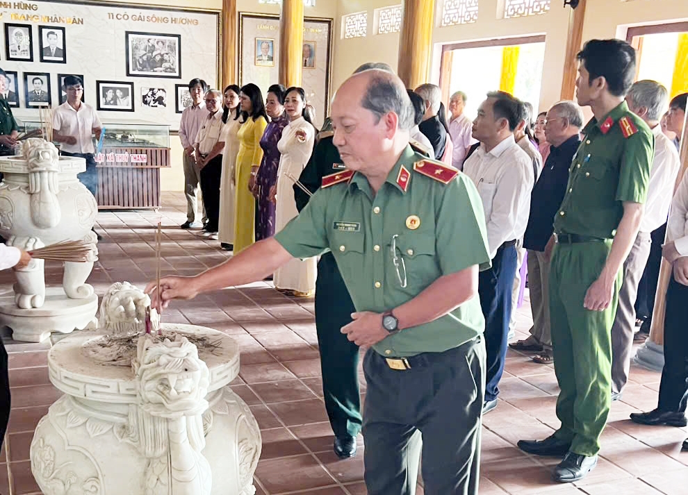 Hội Cựu CAND TP. Huế: Tri ân lịch sử và dấu ấn từ những địa chỉ đỏ