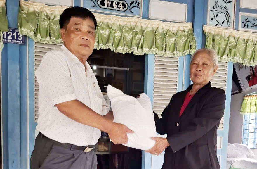 Cần Thơ: Chi hội Cựu CAND phường Thuận Hưng chung tay thực hiện an sinh xã hội