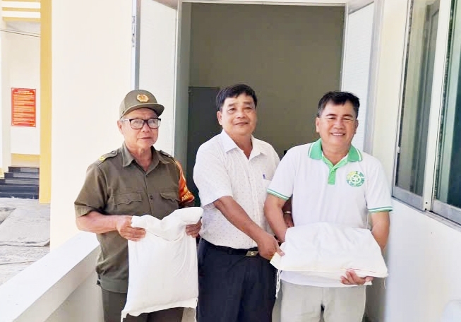 Cần Thơ: Chi hội Cựu CAND phường Thuận Hưng chung tay thực hiện an sinh xã hội
