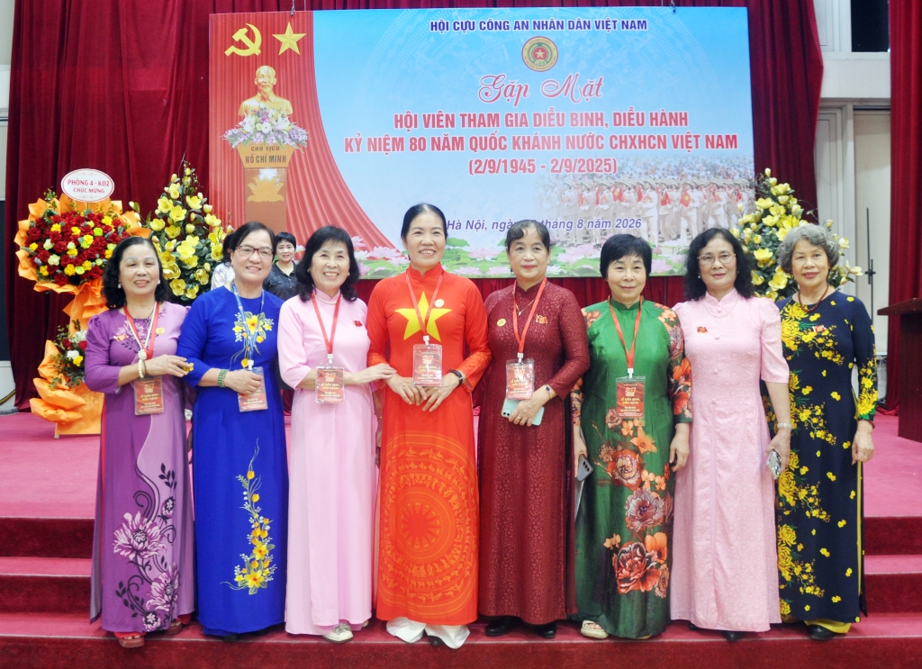 Hội Cựu CAND Việt Nam gặp mặt tri ân hội viên thực hiện nhiệm vụ A80 Hội Cựu CAND Việt Nam gặp mặt tri ân hội viên thực hiện nhiệm vụ A80