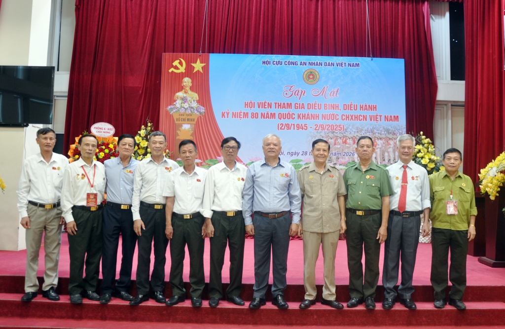 Hội Cựu CAND Việt Nam gặp mặt tri ân hội viên thực hiện nhiệm vụ A80 Hội Cựu CAND Việt Nam gặp mặt tri ân hội viên thực hiện nhiệm vụ A80