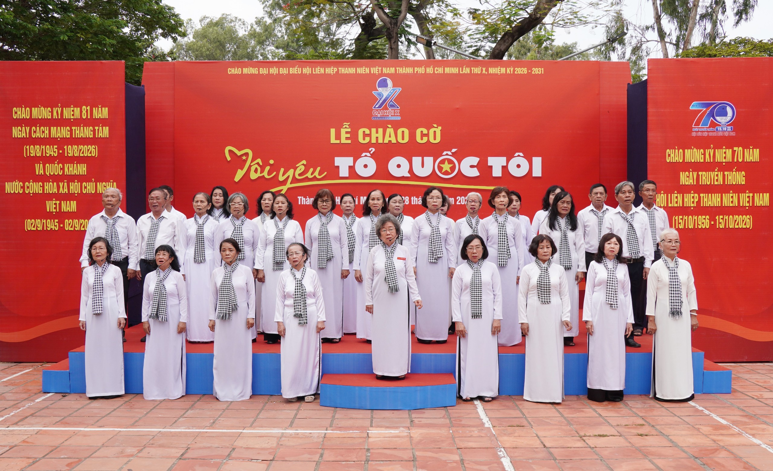 Khơi dậy tinh thần yêu nước qua Lễ chào cờ Tôi yêu Tổ quốc tôi