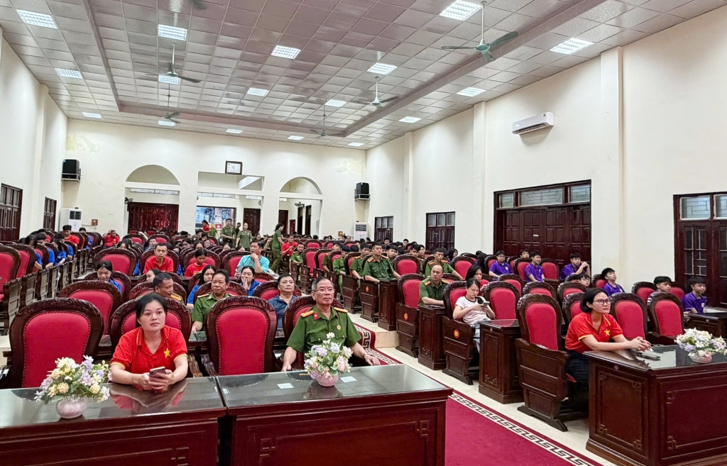 Cùng Việt Nam tiến bước 2026: Nối dài hành trình 10 tỷ bước xanh