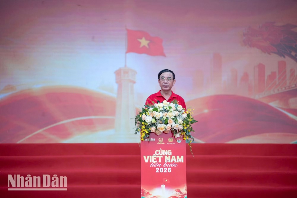Cùng Việt Nam tiến bước 2026: Nối dài hành trình 10 tỷ bước xanh