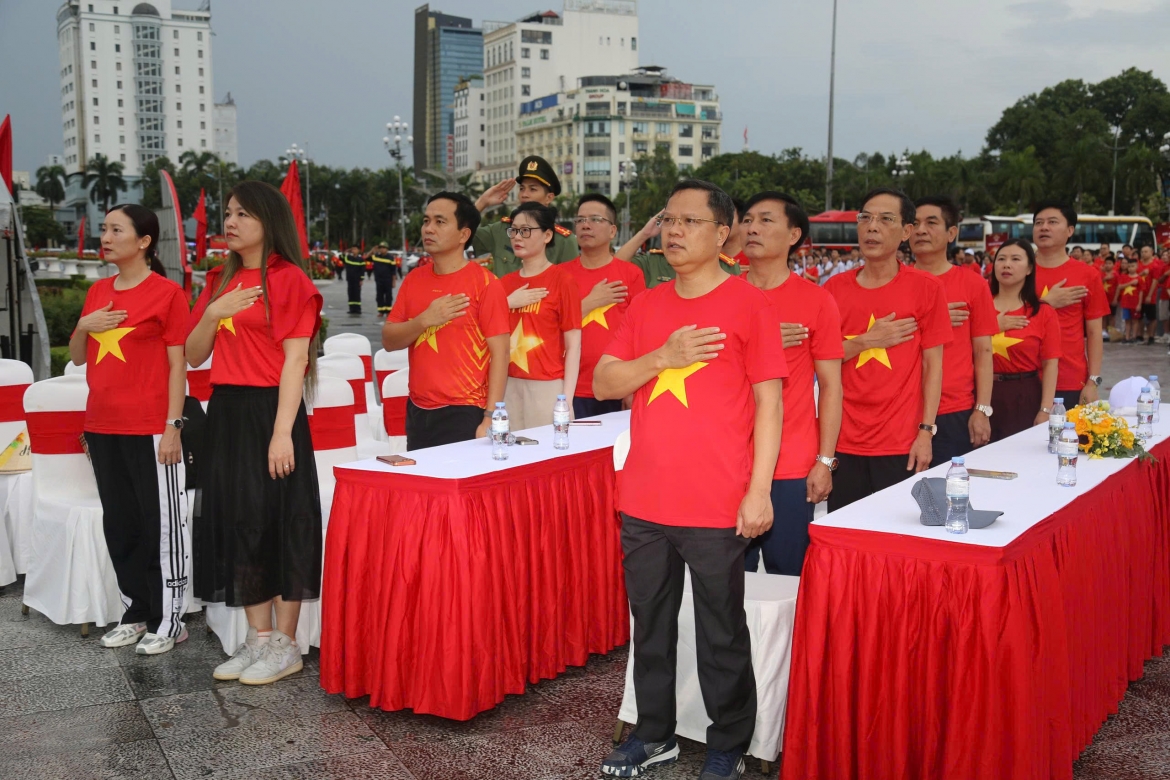 Cùng Việt Nam tiến bước 2026: Nối dài hành trình 10 tỷ bước xanh