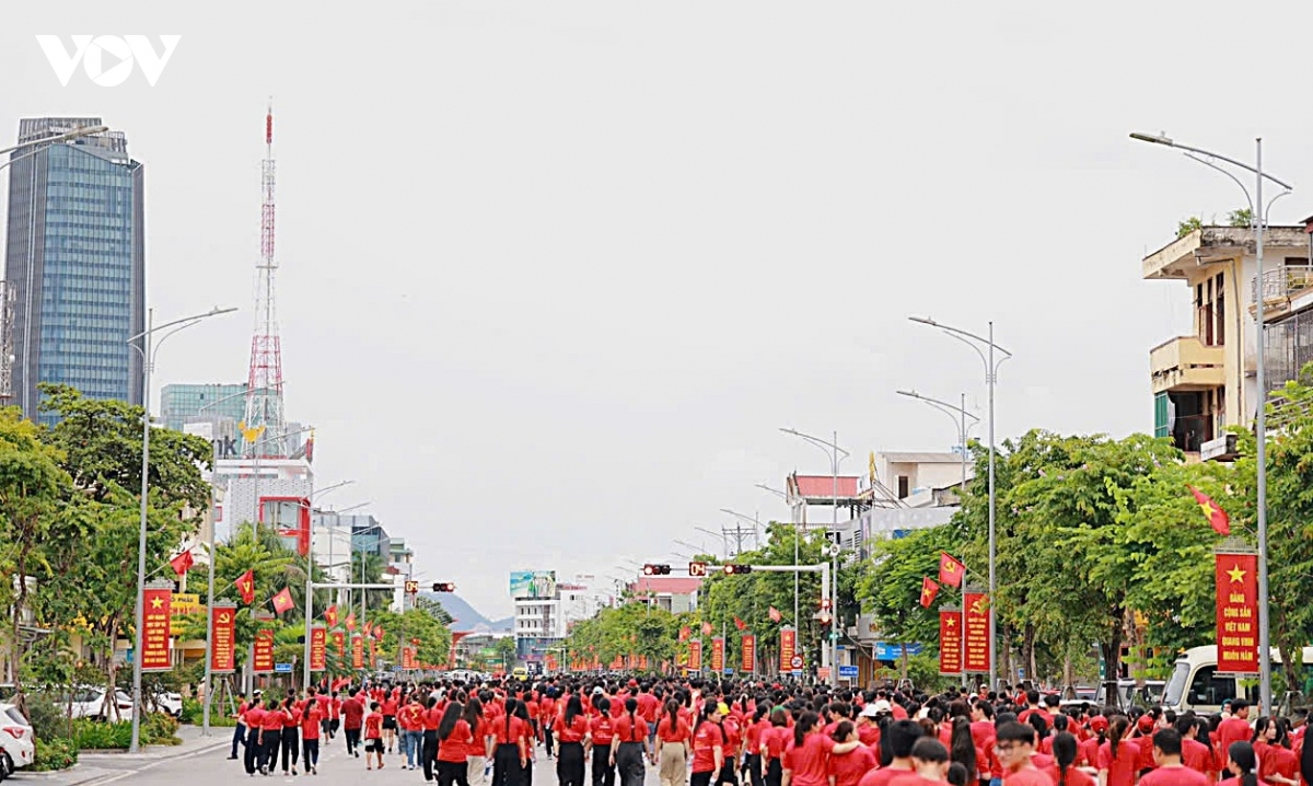 Cùng Việt Nam tiến bước 2026: Nối dài hành trình 10 tỷ bước xanh