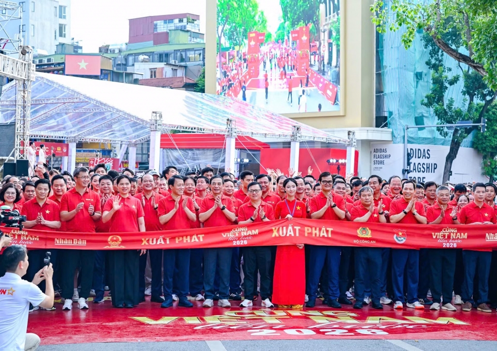Cùng Việt Nam tiến bước 2026: Nối dài hành trình 10 tỷ bước xanh