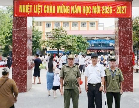 Ninh Bình: Hội Cựu CAND phường Phủ Lý phối hợp bảo đảm an ninh trật tự Ngày khai trường