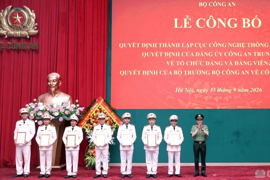 Công bố quyết định hợp nhất Cục Viễn thông, cơ yếu và Cục Công nghệ thông tin