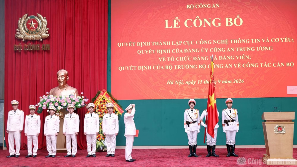 Công bố quyết định hợp nhất Cục Viễn thông, cơ yếu và Cục Công nghệ thông tin