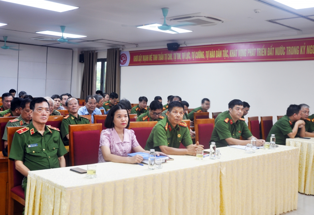 Hà Nội: Hội Cựu CAND Dương Nội làm cầu nối đưa trí tuệ chuyên gia PCCC đến địa bàn dân cư.