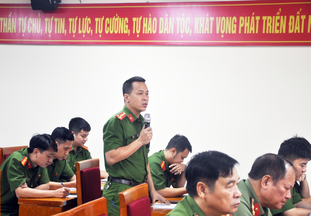 Hà Nội: Hội Cựu CAND Dương Nội làm cầu nối đưa trí tuệ chuyên gia PCCC đến địa bàn dân cư.
