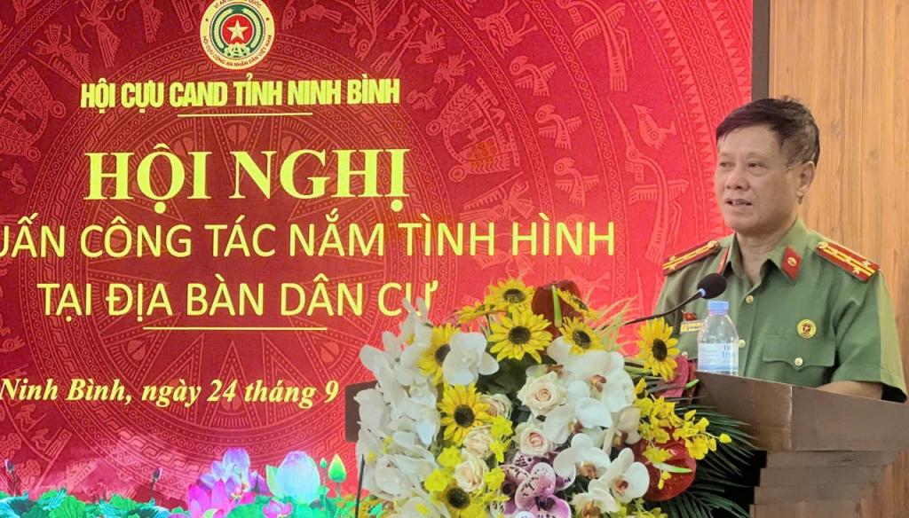 Hội Cựu CAND tỉnh Ninh Bình tập huấn về công tác nắm tình hình tại địa bàn dân cư