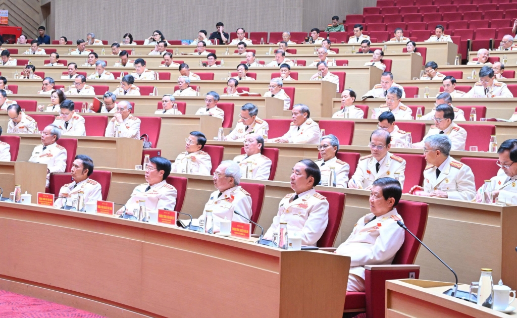 Khai mạc phiên thứ nhất Đại hội đại biểu toàn quốc Hội Cựu CAND Việt Nam lần thứ II