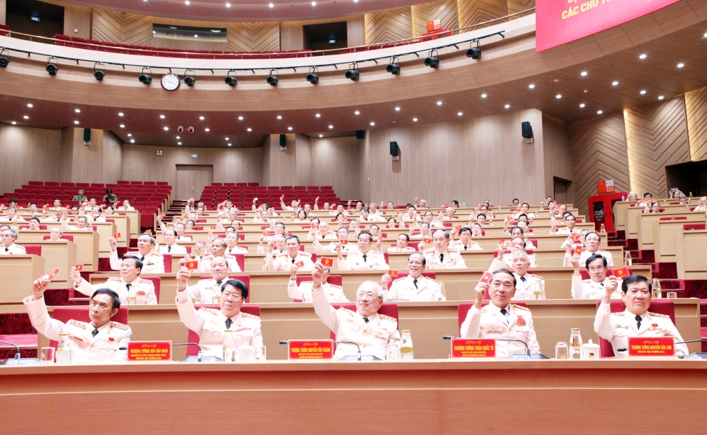 Khai mạc phiên thứ nhất Đại hội đại biểu toàn quốc Hội Cựu CAND Việt Nam lần thứ II