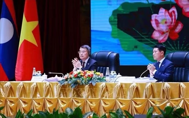 Việt Nam và Lào gắn kết chiến lược trong lĩnh vực kinh tế