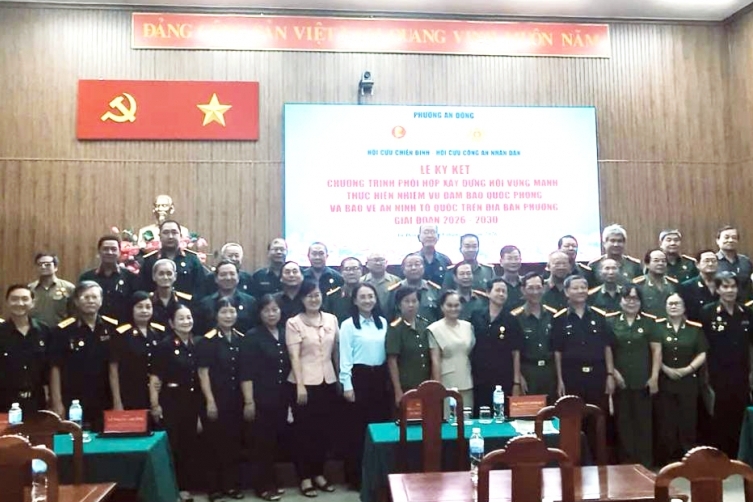 TP.HCM: Ký kết chương trình phối hợp giữa Hội Cựu Chiến binh và Hội Cựu CAND phường An Đông